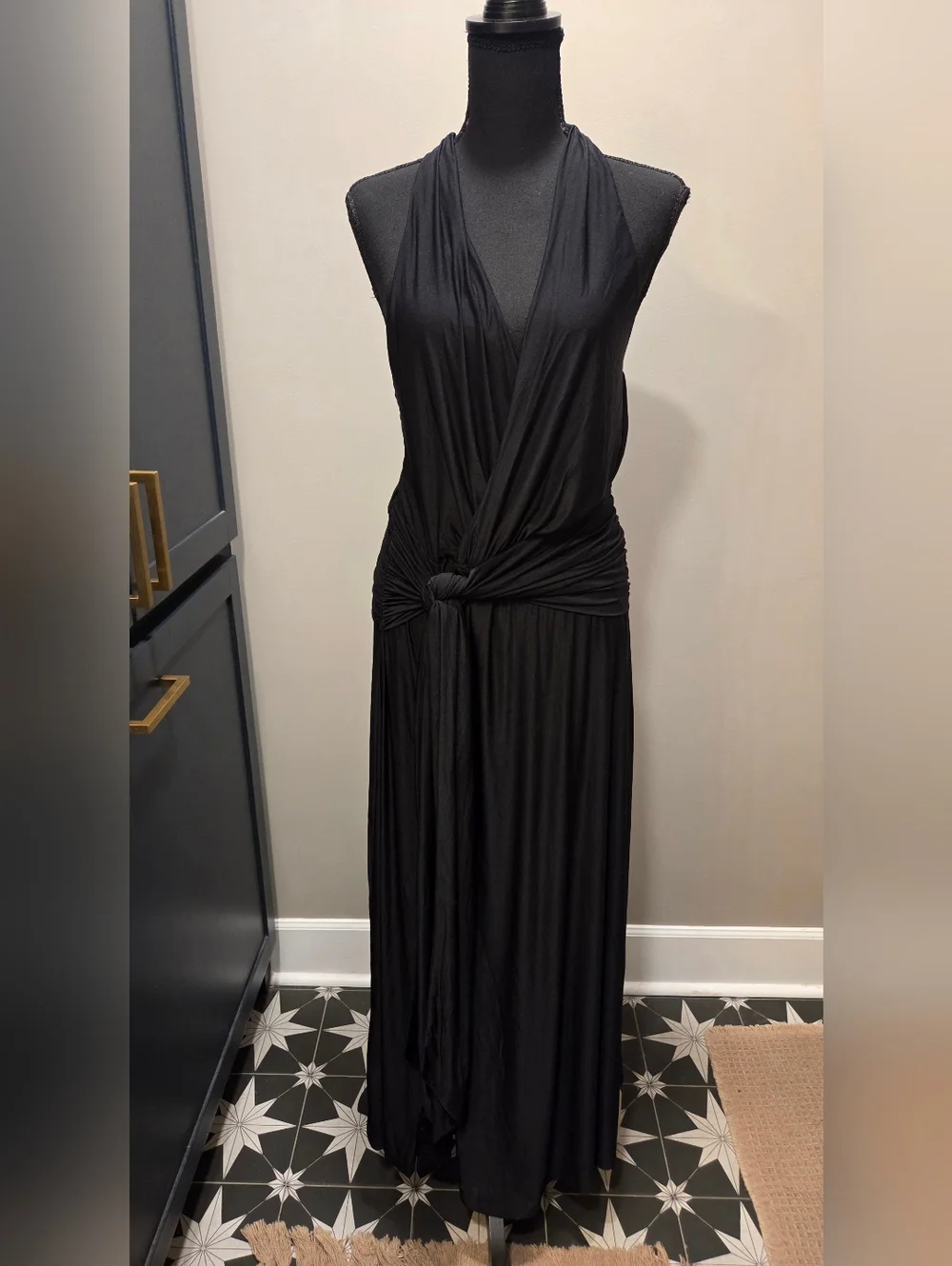 Abercrombie & Fitch Black Knot-Front Maxi Dress Halter NWT Sz M